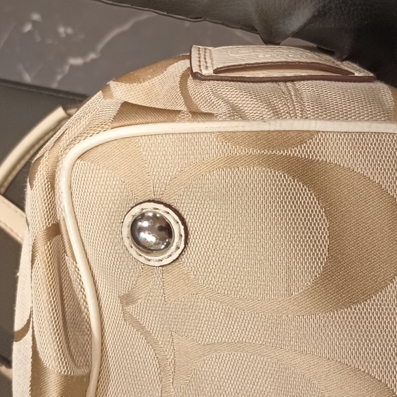 Coach handbag - Picture 10 of 16